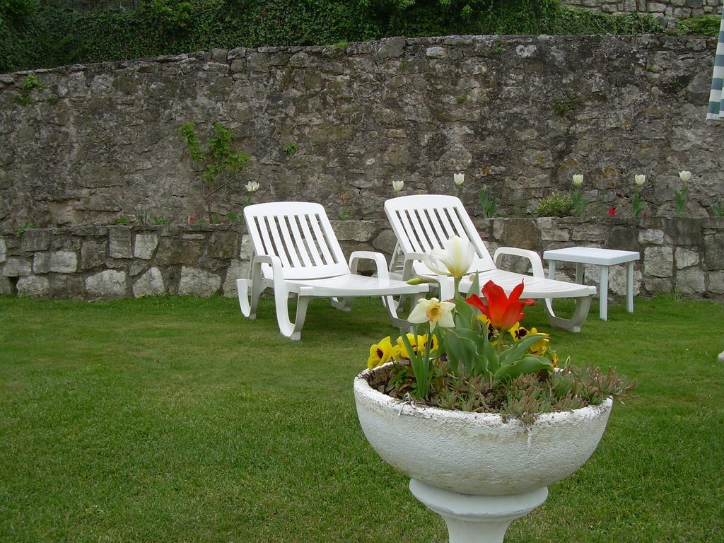 Casa Mary Apartment Brenzone sul Garda Ruang foto
