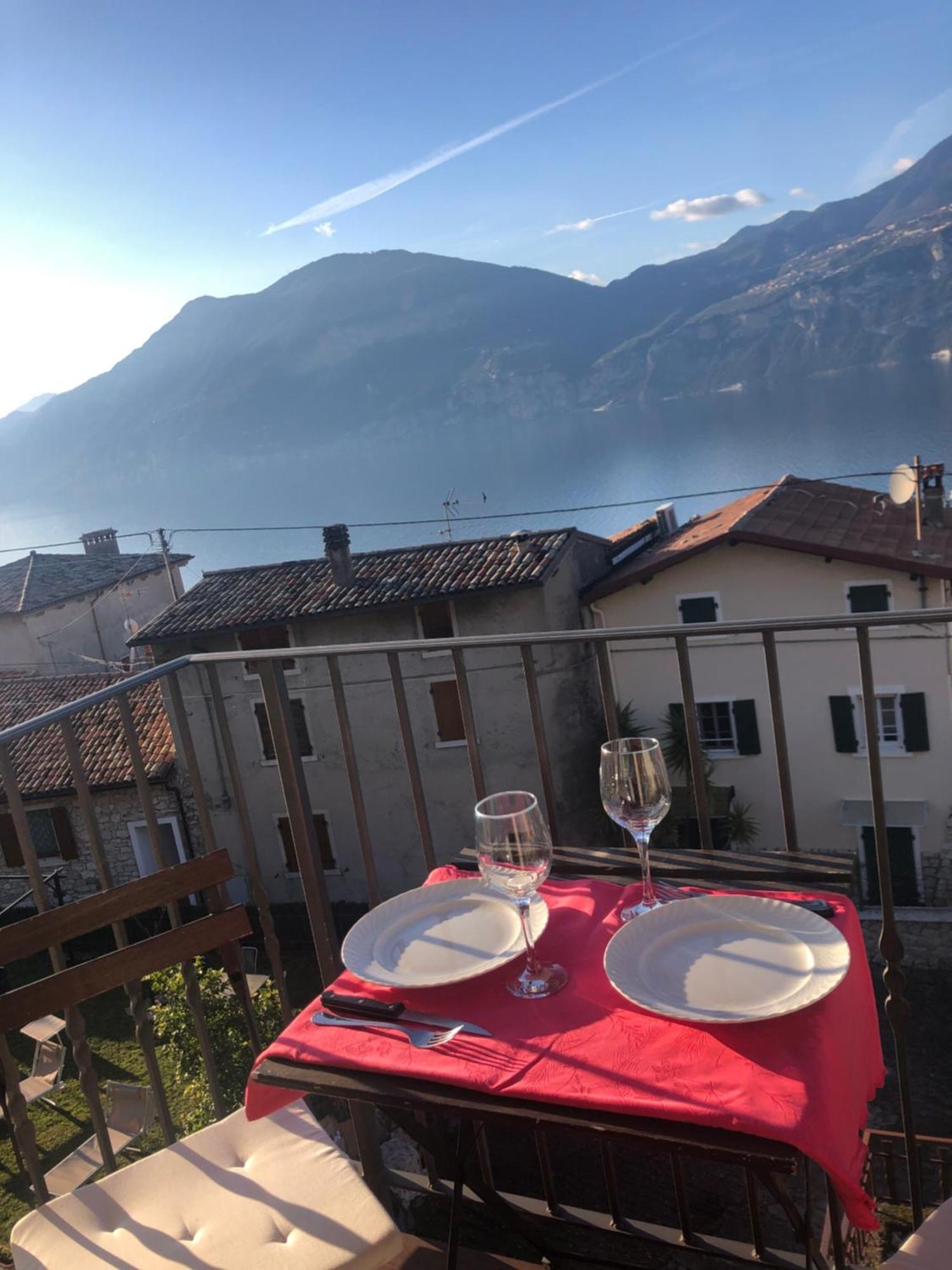 Casa Mary Apartment Brenzone sul Garda Bagian luar foto