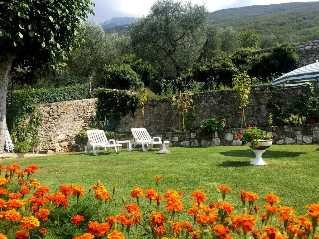 Casa Mary Apartment Brenzone sul Garda Bagian luar foto