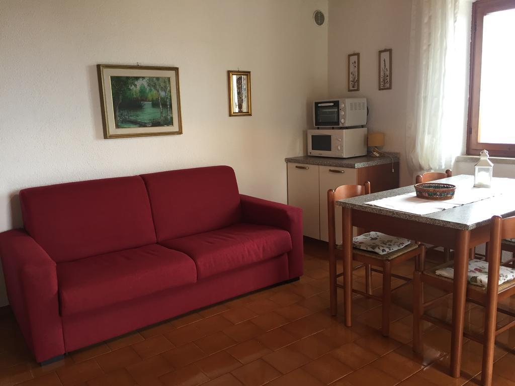 Casa Mary Apartment Brenzone sul Garda Bagian luar foto