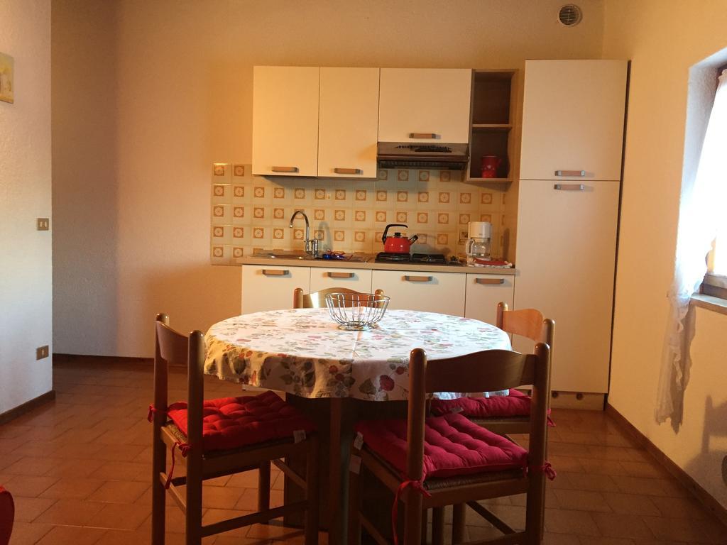 Casa Mary Apartment Brenzone sul Garda Bagian luar foto