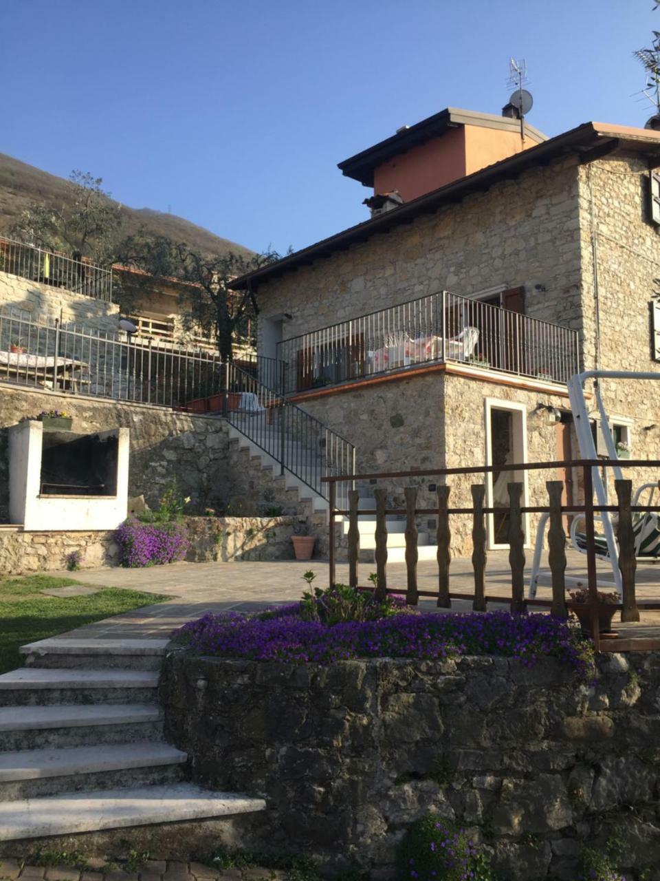 Casa Mary Apartment Brenzone sul Garda Bagian luar foto